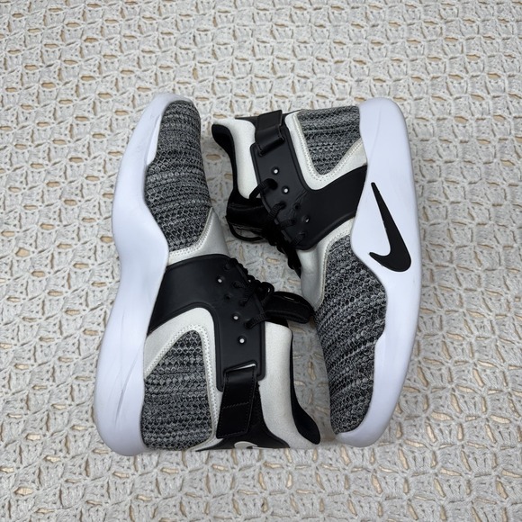Nike Other - Nike Incursion Sneakers Men Sz 12 Black White Gray Mid Top Basketball 916764-003